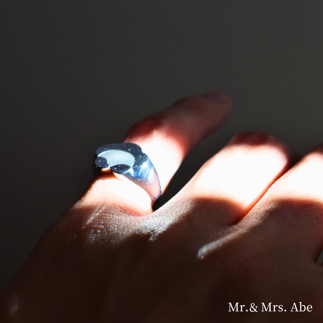Scent シグネットリング – Mr. & Mrs. Abe Scent シグネットリング – Mr. & Mrs. Abe