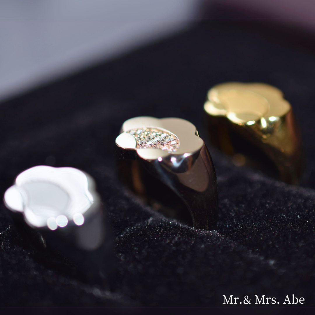 Scent K18 & Diamond signet ring pavé & champagne gold