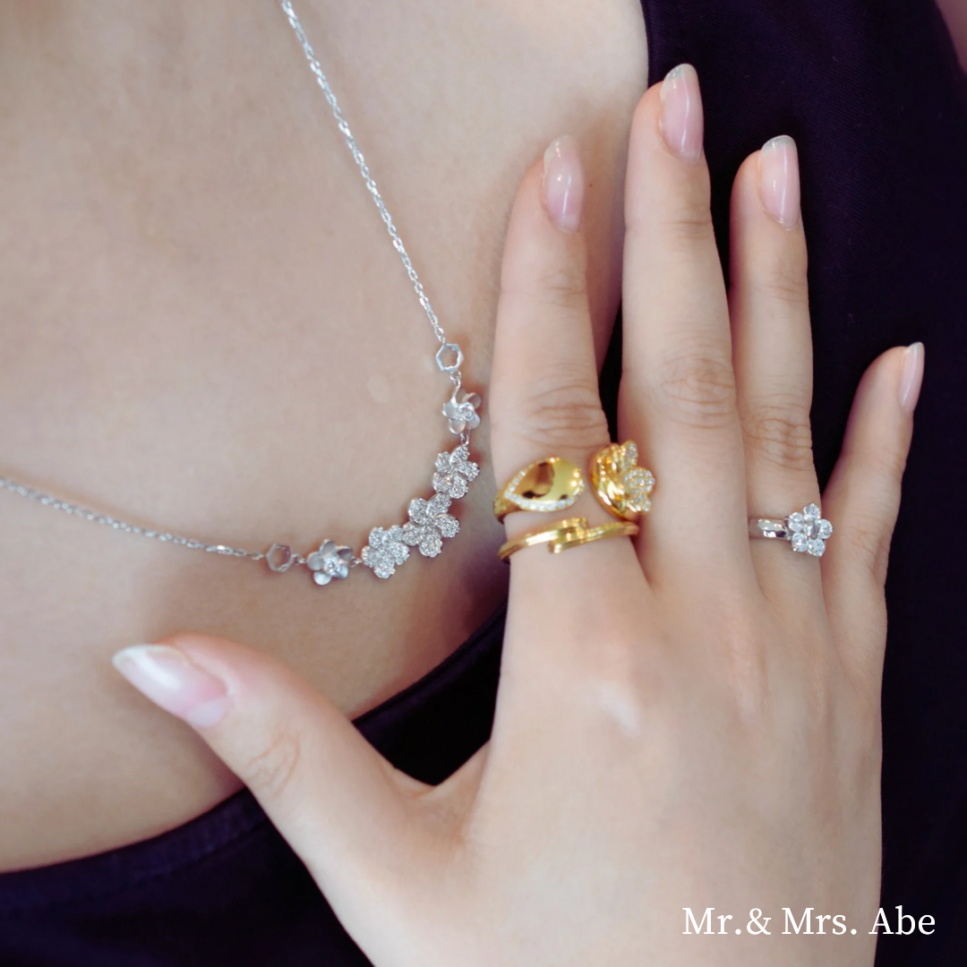 【国际订单优先】Quintessence 五花项链 白金