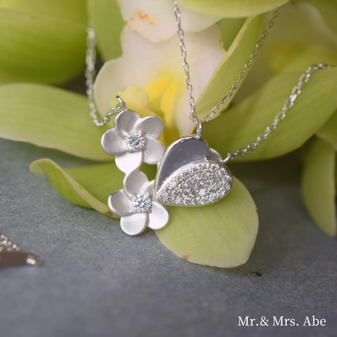 Prunus Mume Petal K18 & Diamond necklace