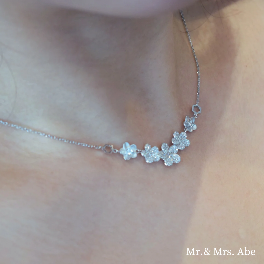 【国际订单优先】Quintessence 五花项链 白金