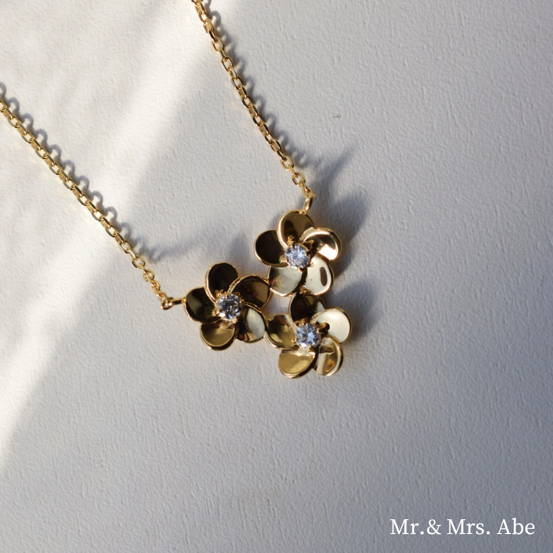 Blossom トリプルブーケ ネックレス イエローゴールド