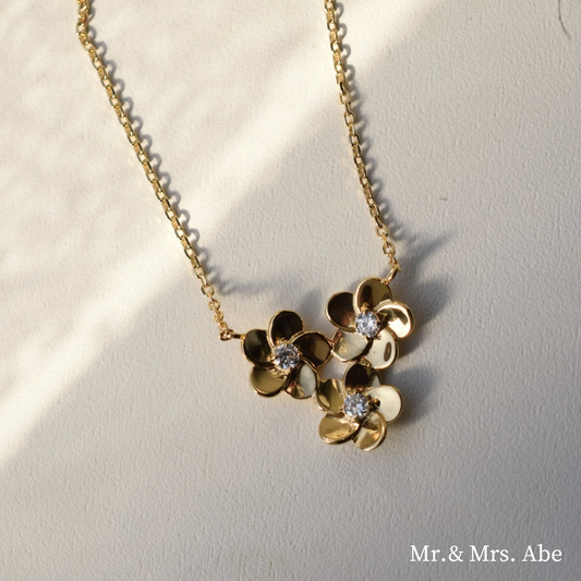 Blossom トリプルブーケ ネックレス イエローゴールド